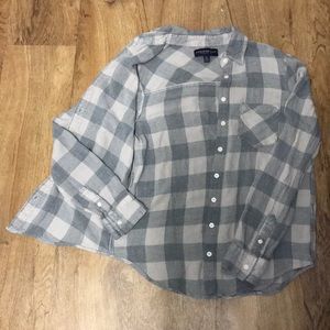 Aeropostale light pink & grey flannel button down